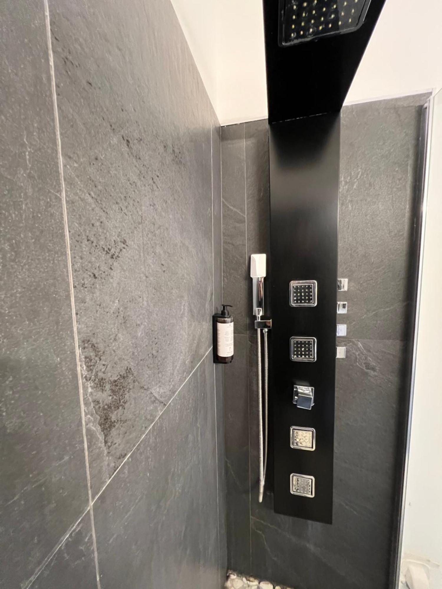 Luxury Room Anelli Center Of Roma Εξωτερικό φωτογραφία